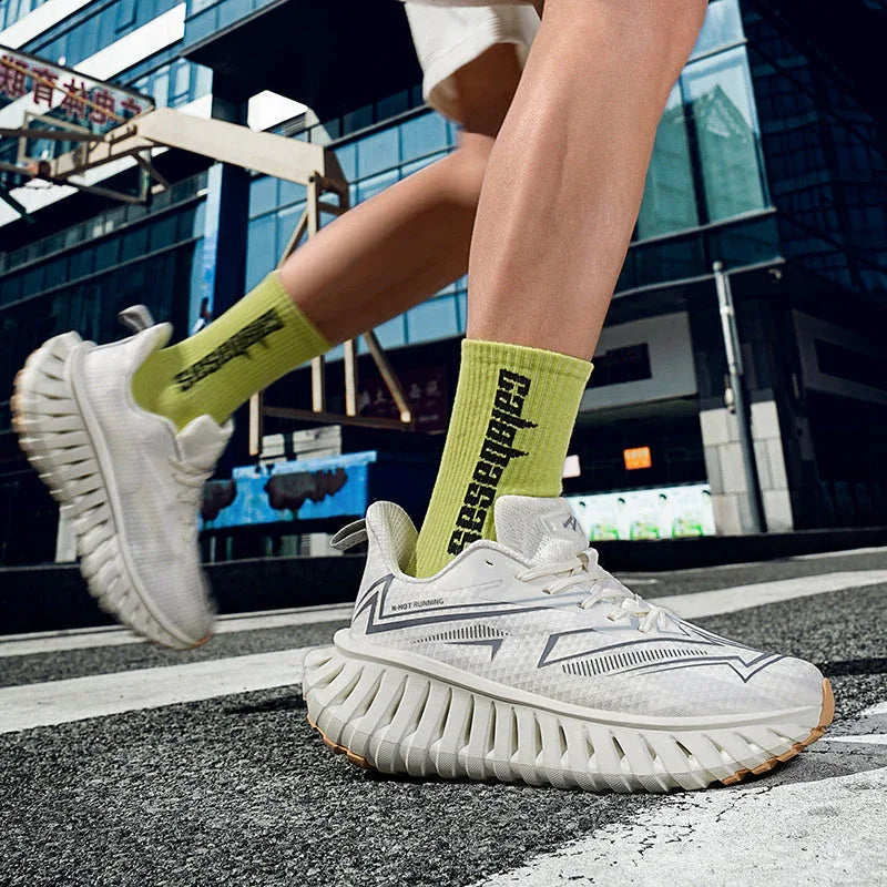 Horizon Low T84 Sneakers - Luxuryurbanwear