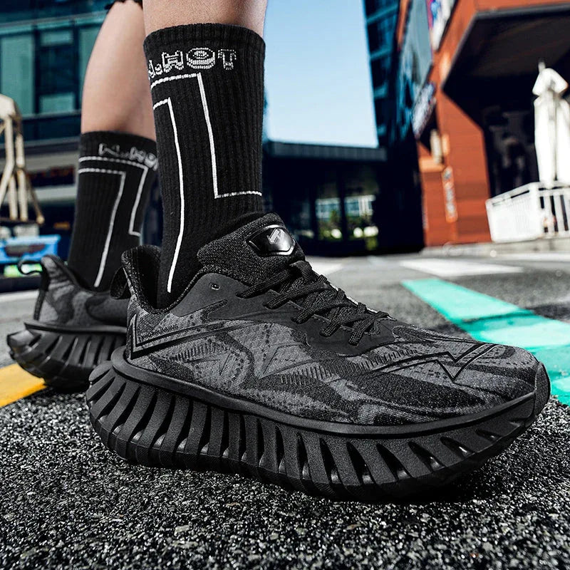 Horizon Low T84 Sneakers - Luxuryurbanwear