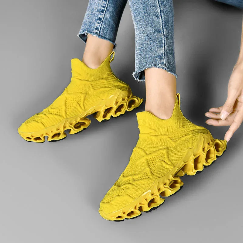 Apex Street T84 Sneakers - Luxuryurbanwear