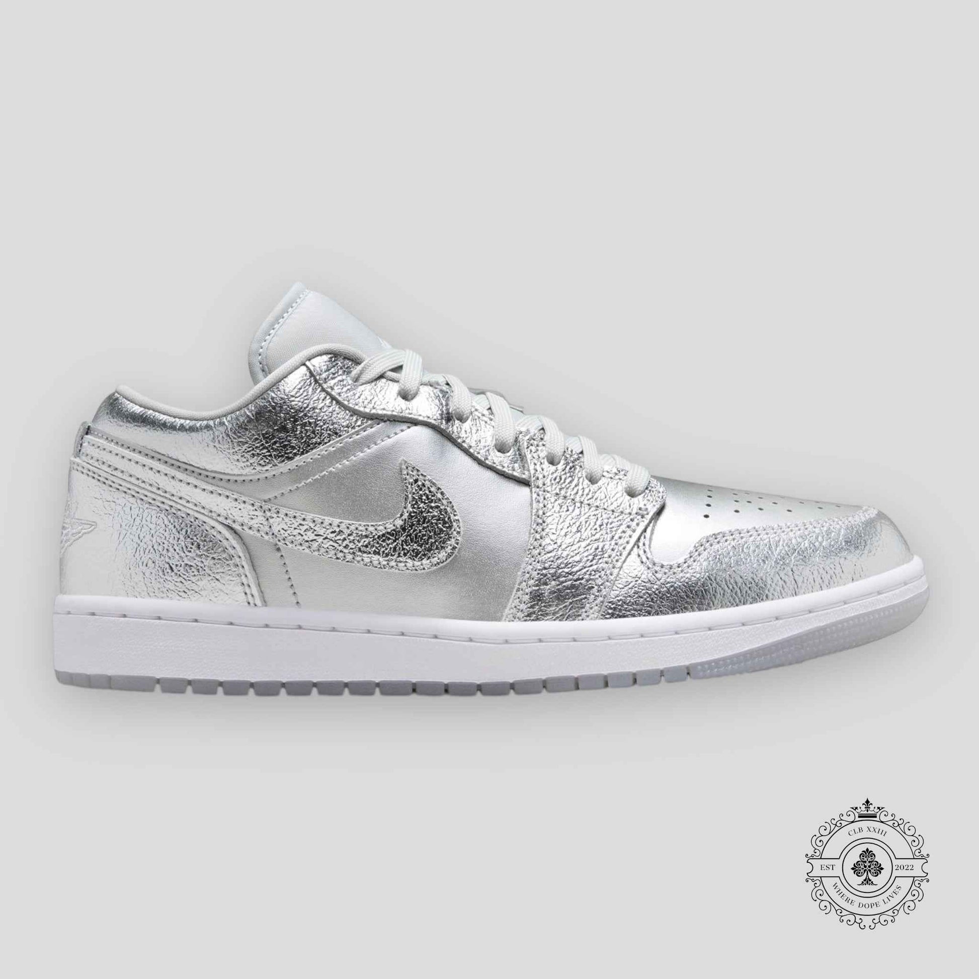 Air Jordan 1 Low SE W Metallic Silver