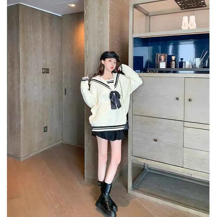 Women Cozy Cool Oversize Knitted V-Neck Sweater