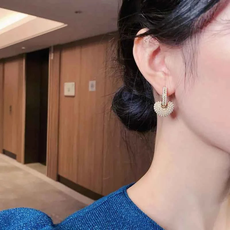 Luxury Sweet Pearl Heart Dangle Earring