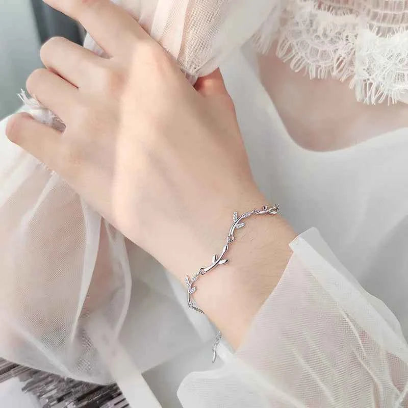 Cool Elegant Sterling Silver Leaf Bracelet
