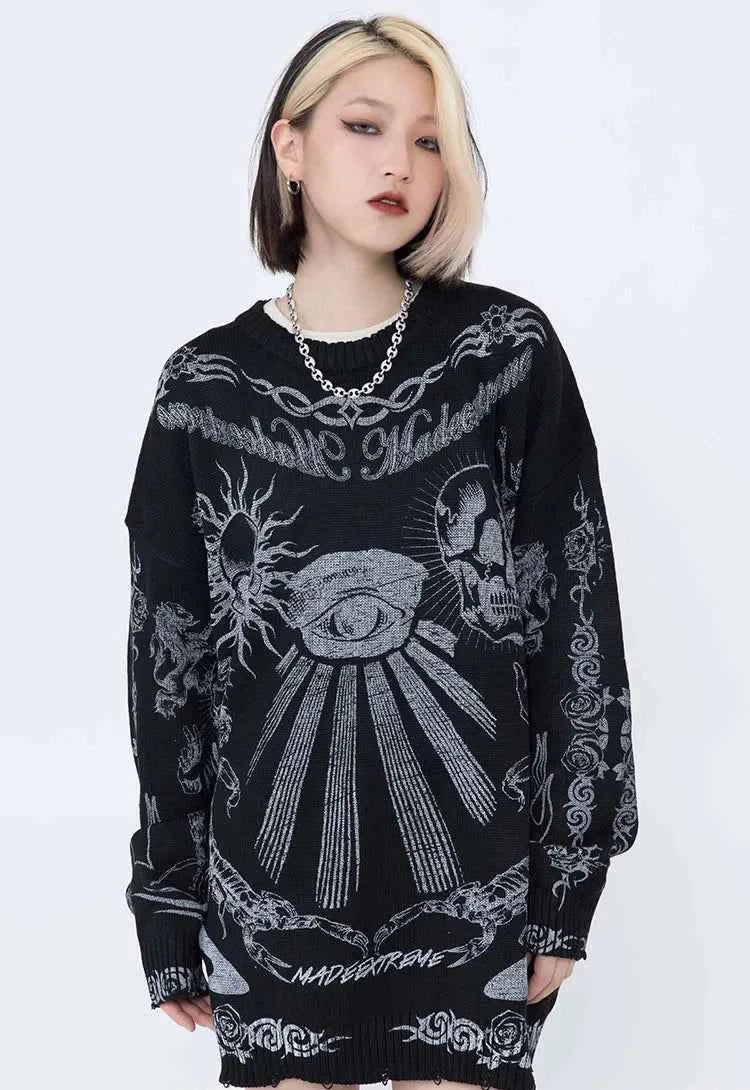 Effortless Rose Eye Scorpion Print Knitted Sweater