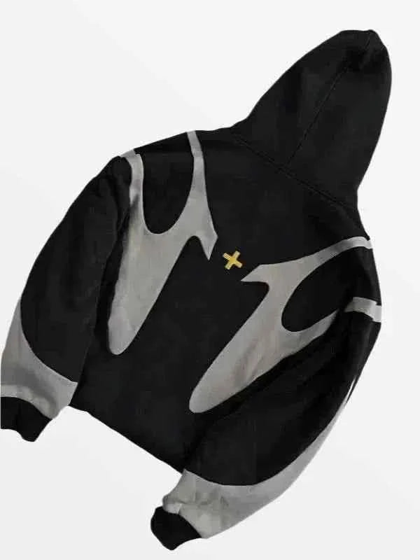 Front view of model wearing the Hoodie Handma in a massive, sculptural oversized fit