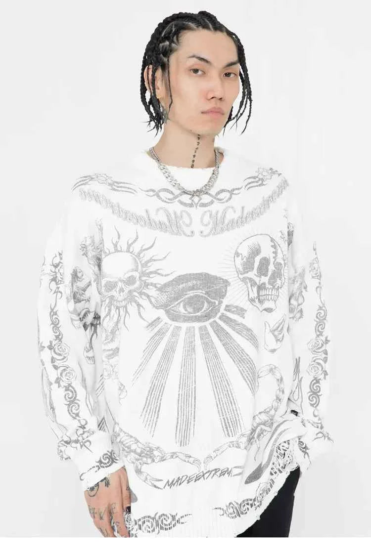 Effortless Rose Eye Scorpion Print Knitted Sweater