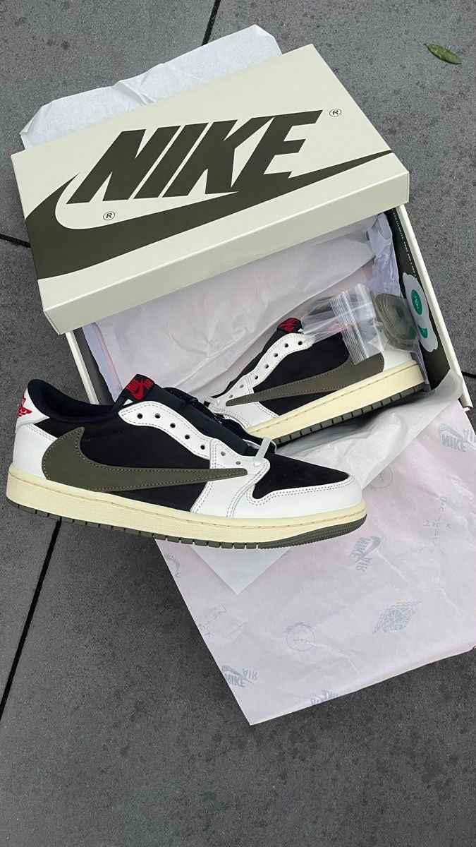 Air Jordan 1 Travis Scott Olive Wmns Limited Edition Retro Low OG Sneakers
