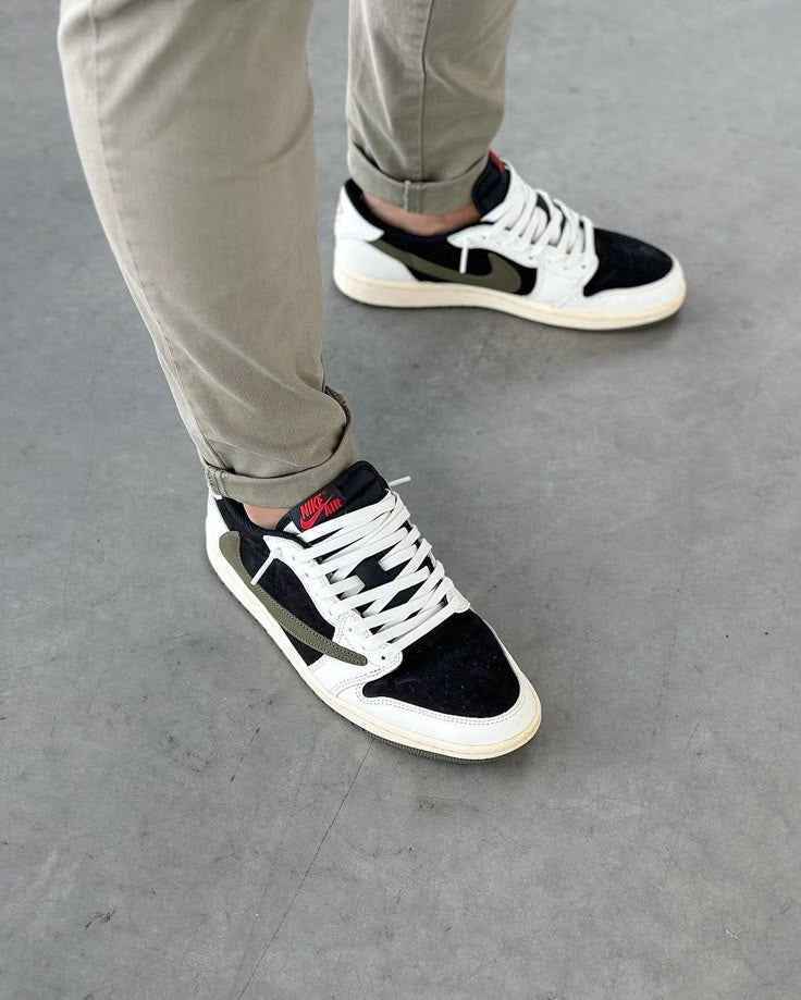 Air Jordan 1 Travis Scott Olive Wmns Limited Edition Retro Low OG Sneakers