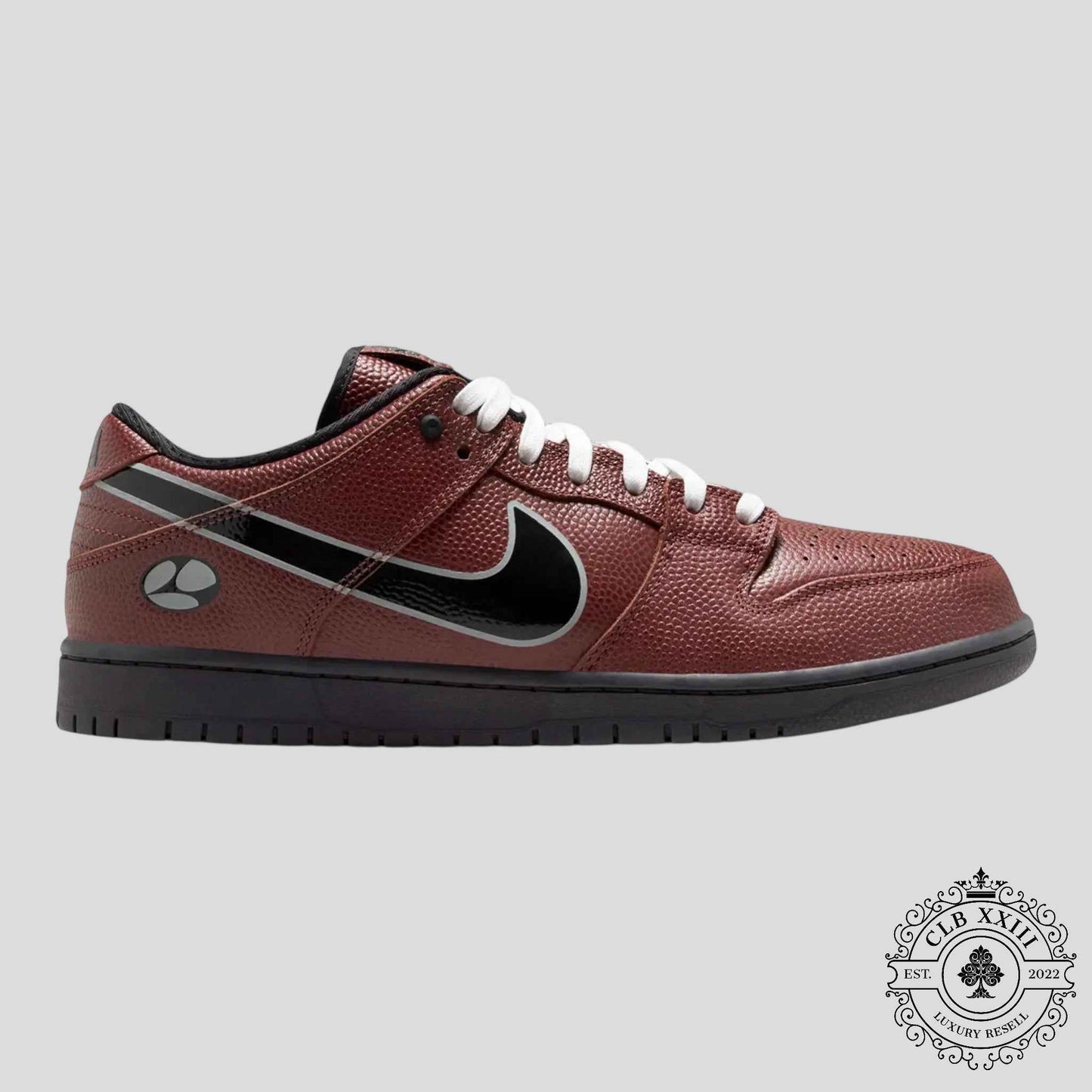 Nike SB Dunk Low Limosine Skateboards