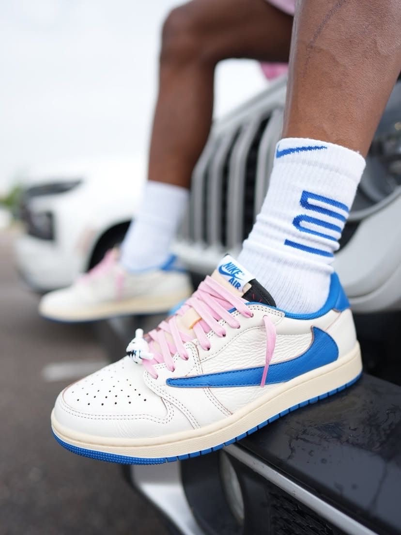 Custom Air Jordan 1 x Travis Scott x Fragment Design DM7866-104