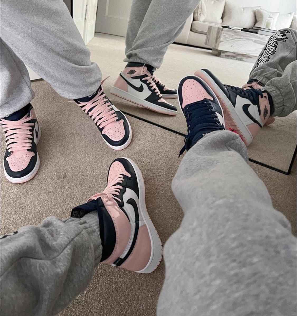 Air Jordan 1 Retro Bubble Gum High Wmns OG SE Sneakers