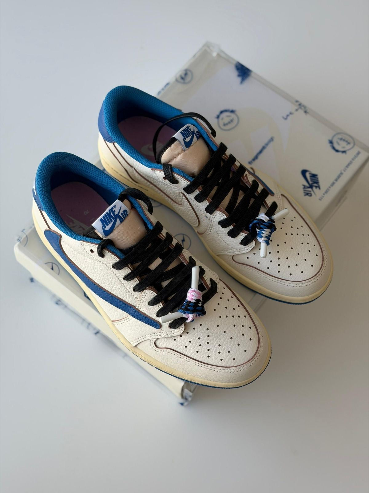 Custom Air Jordan 1 x Travis Scott x Fragment Design DM7866-104