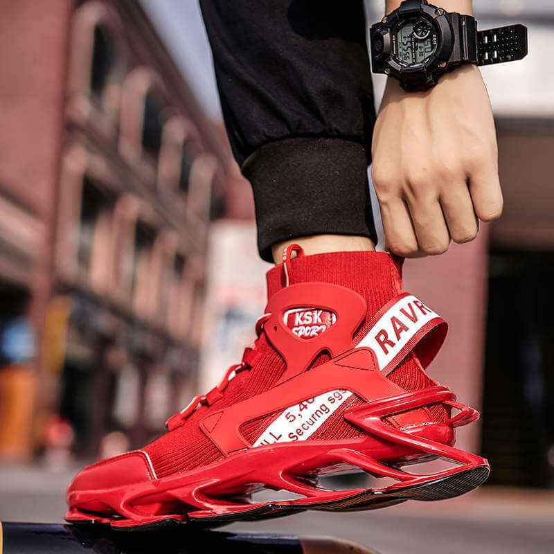 RAVR ROAD Sneakers