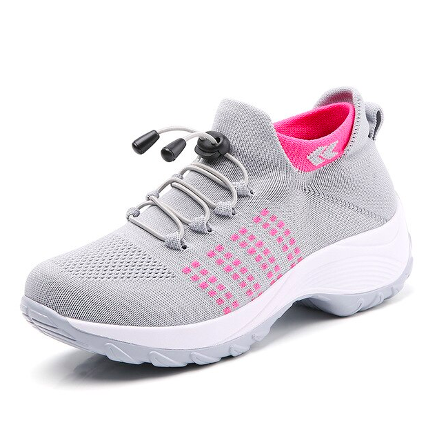 Lain Women's Sneaker - Luxuryurbanwear