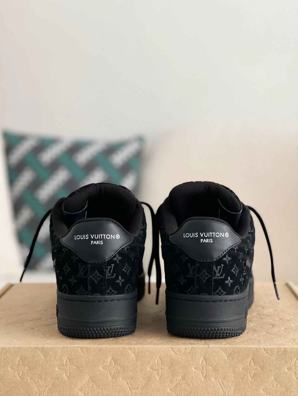 Air Force 1 Low Monogram Black Sneaker