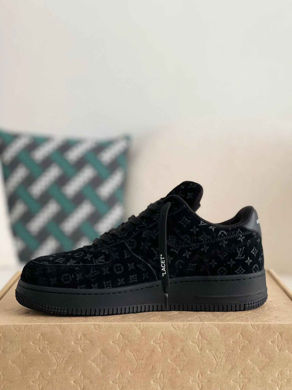 Air Force 1 Low Monogram Black Sneaker