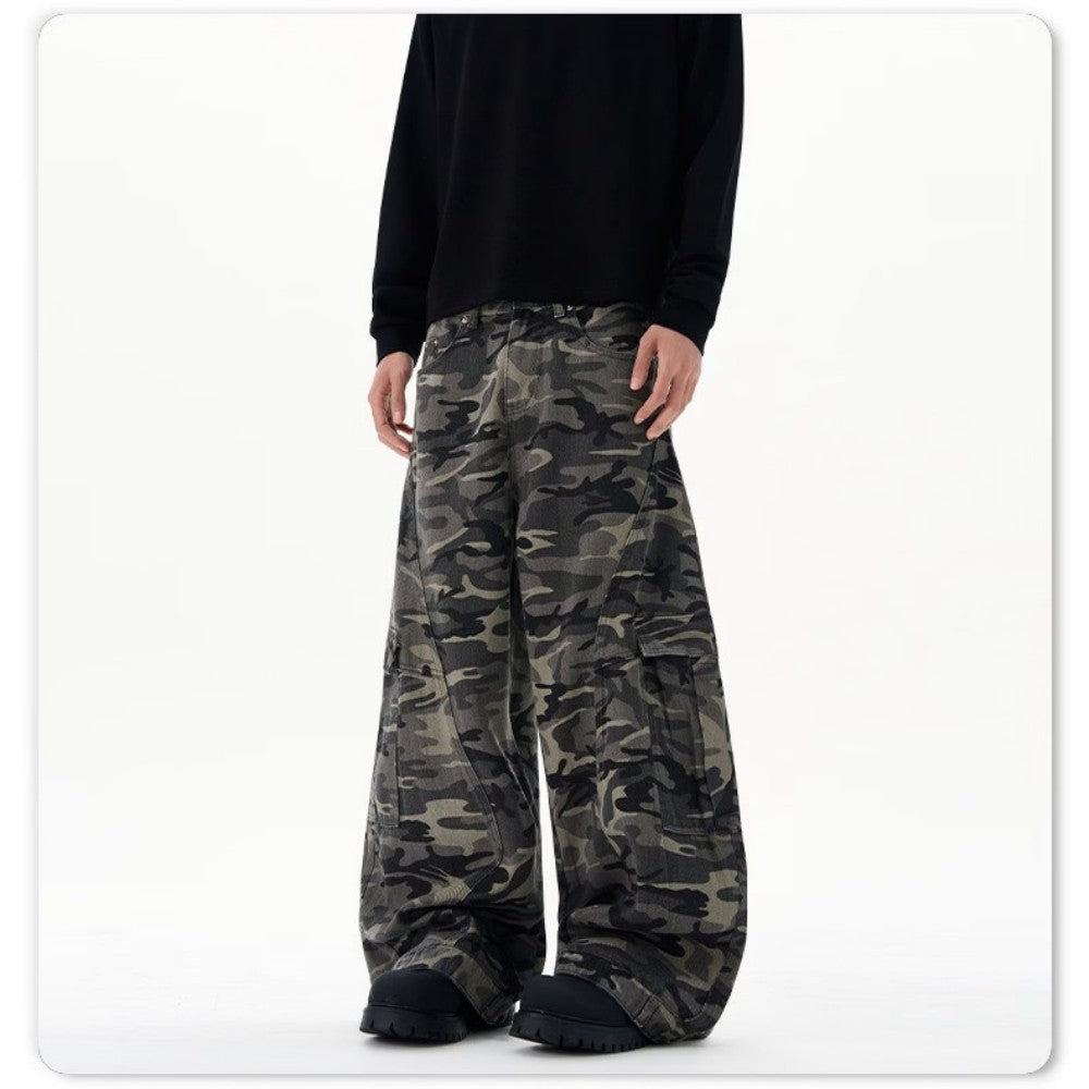 Retro Camo Workwear Wide-Leg Jeans