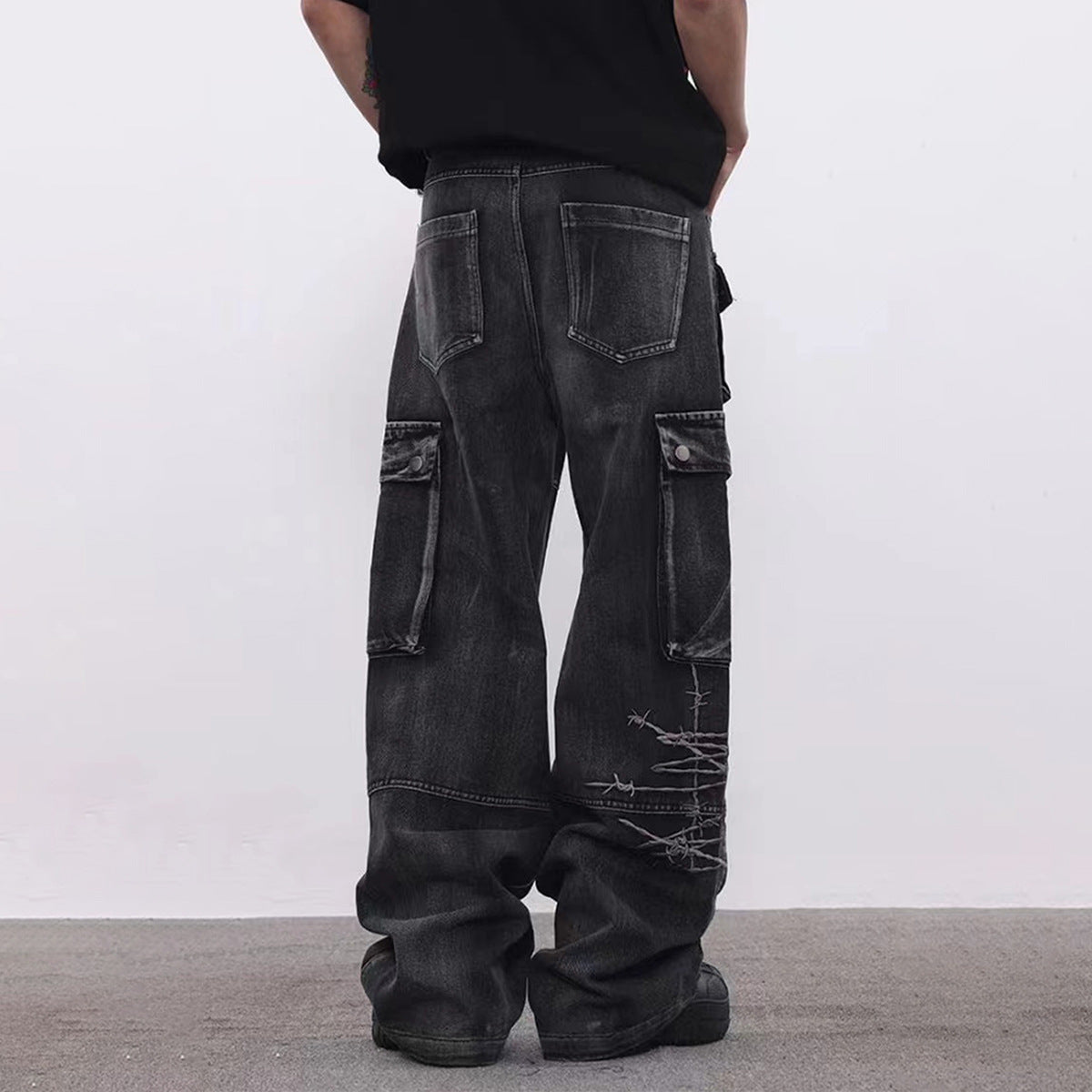 Barbed Baggy Embroidery Cargo Pants