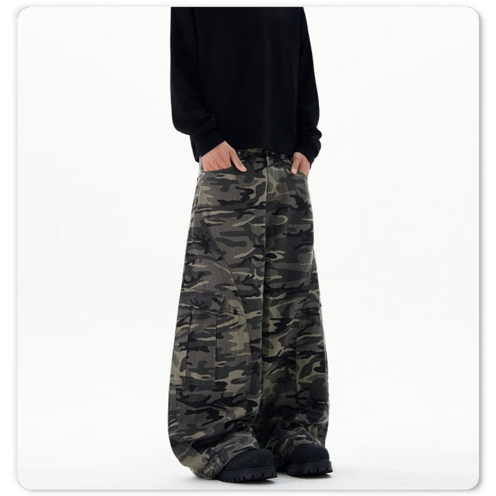 Retro Camo Workwear Wide-Leg Jeans