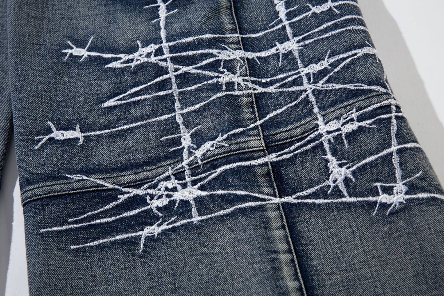 Barbed Baggy Embroidery Cargo Pants