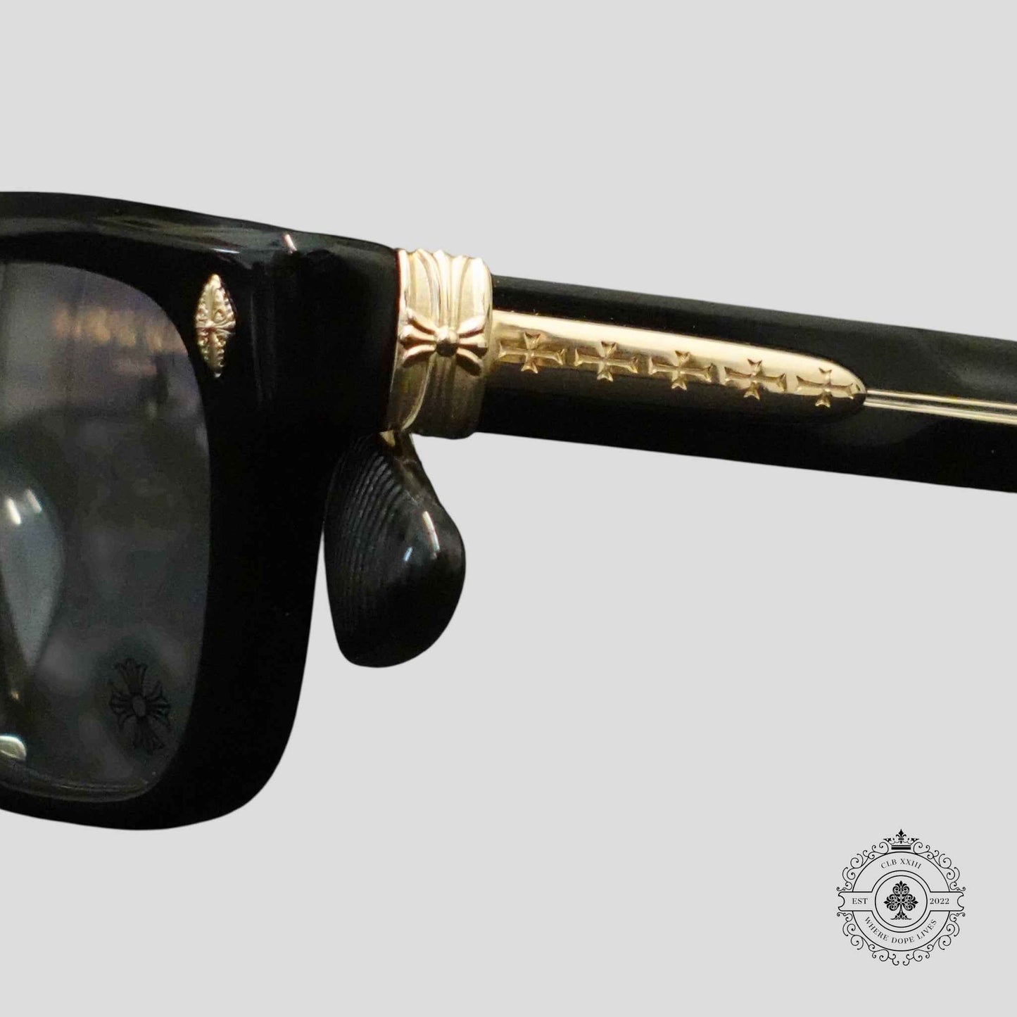 Chrome Hearts Pen 15 Glasses in Black/Gold