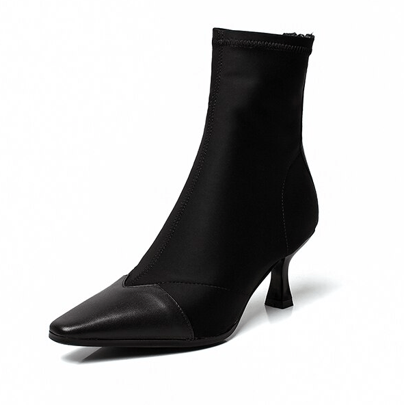 Pufy Booties Ankle Height