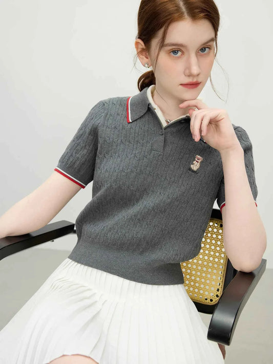 Women Contrast Color Bear Embroidered Knitted T-Shirt