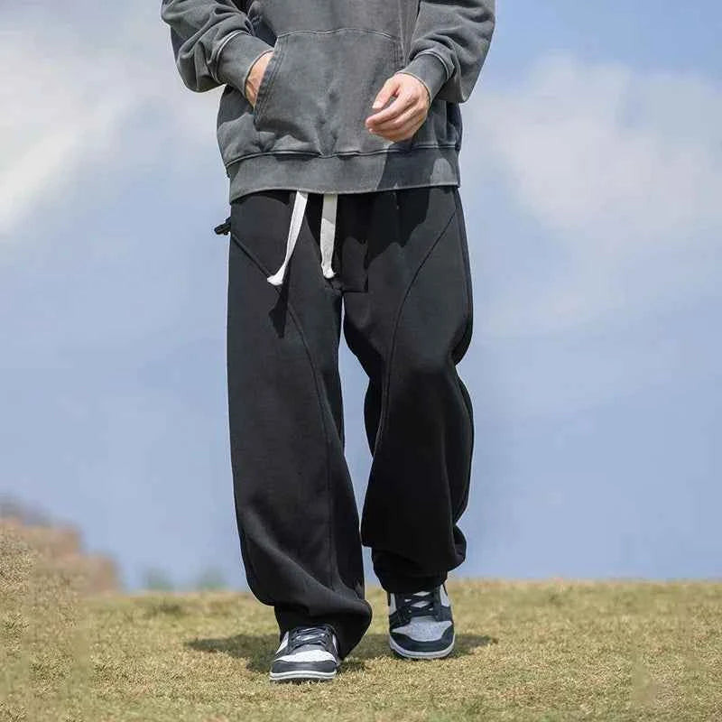 Arc Cutting Casual Sweatpants