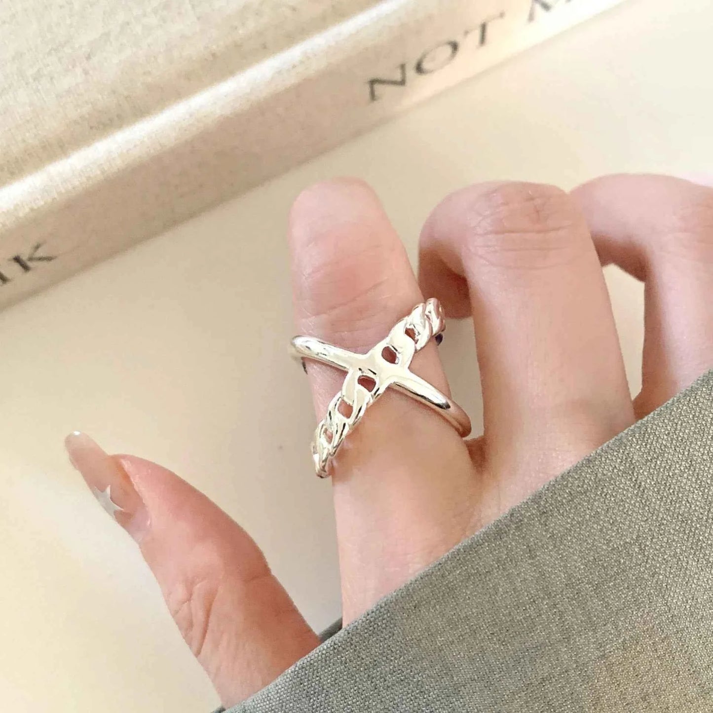 Geometric Wide Braid Square Ring