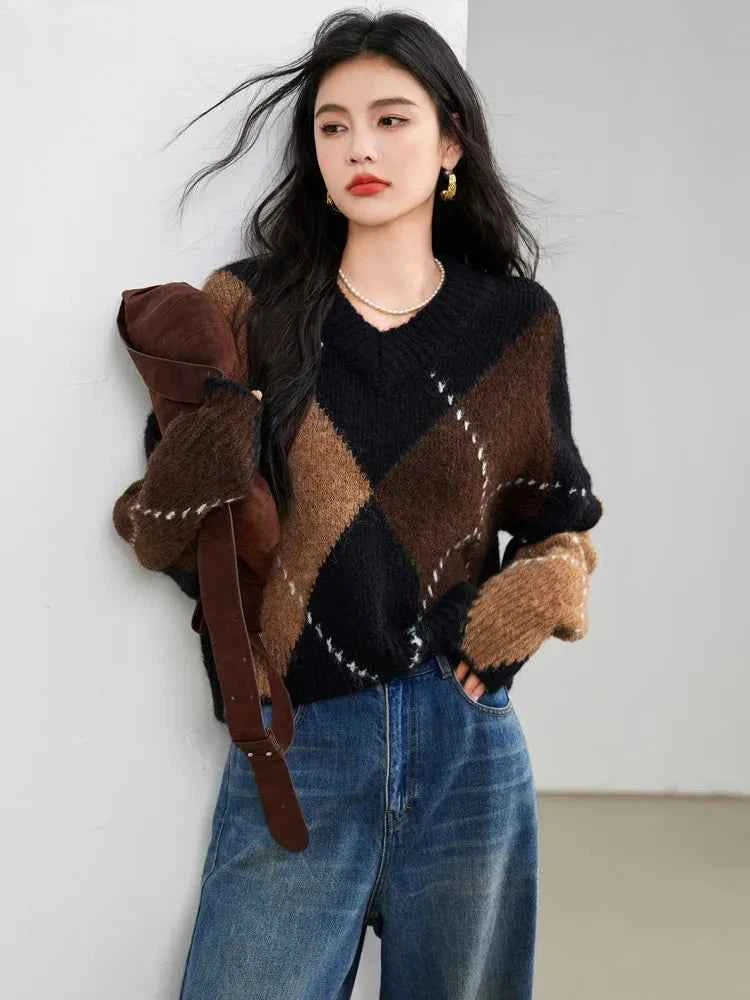 Cozy Scottish Diamond Grid Knit Sweater