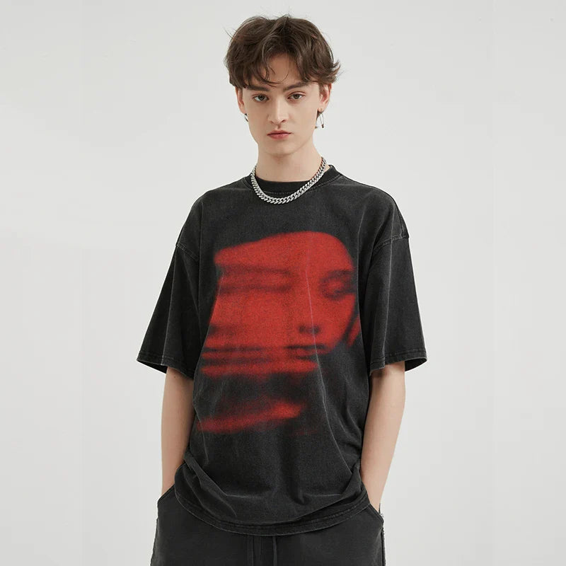 Blurry Red Face Graphic Loose T-Shirt