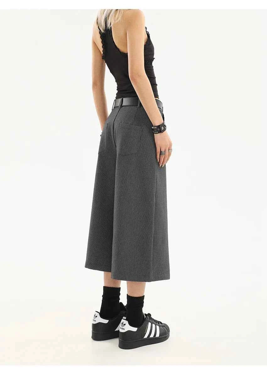 Striped Vintage High-Waisted Capri Jorts
