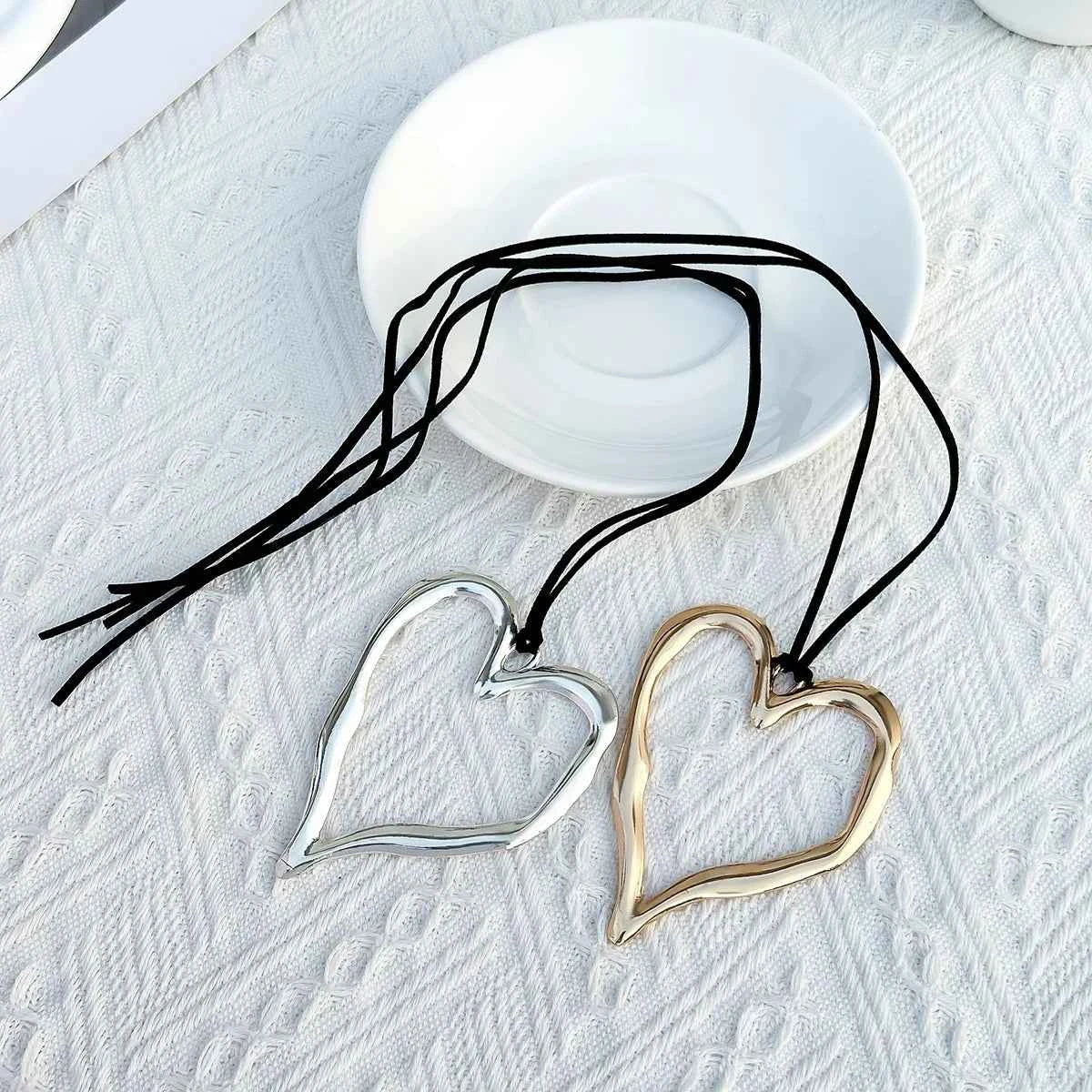 Exaggerated Hollow Love Heart Necklace