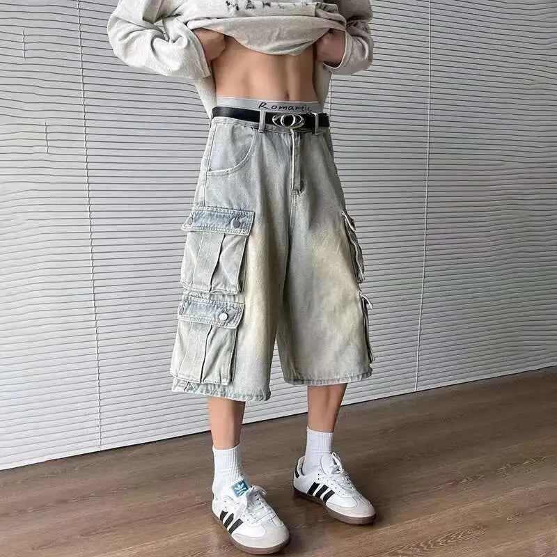 Insulated Stylish Gradient Washed Denim Jorts