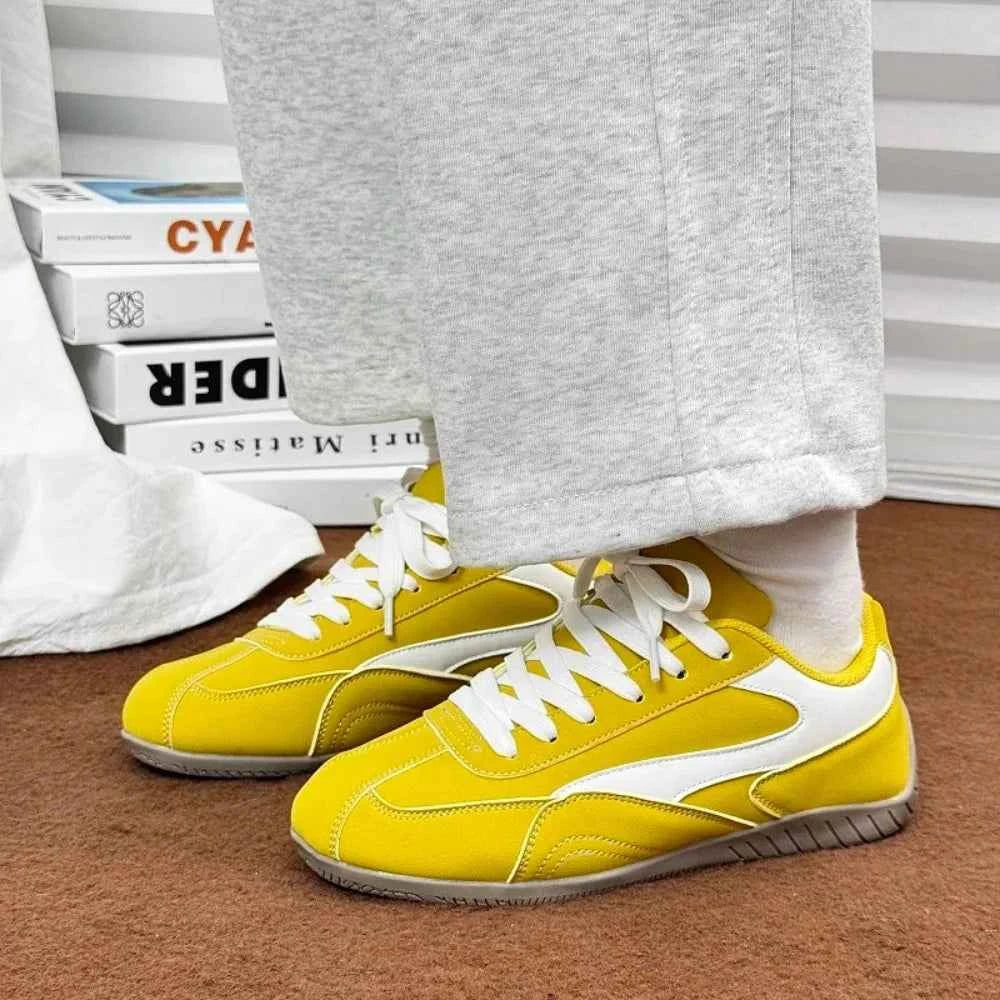 Retro Lightweight Lace Up Casual Sneaker