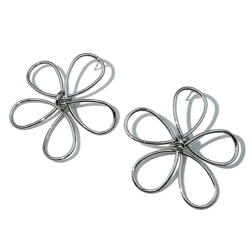 Vintage Hollow Flower Ear Stud Earring