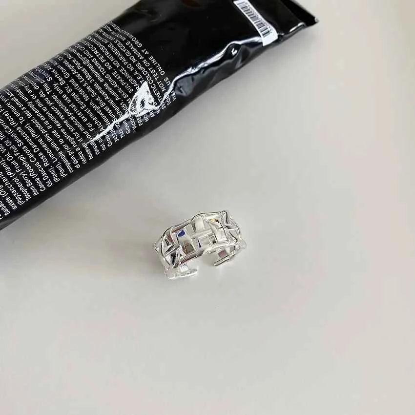 Wide Irregular Web Open Finger Ring
