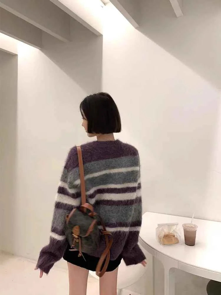 Luxurious Striped Round Neck Sweater