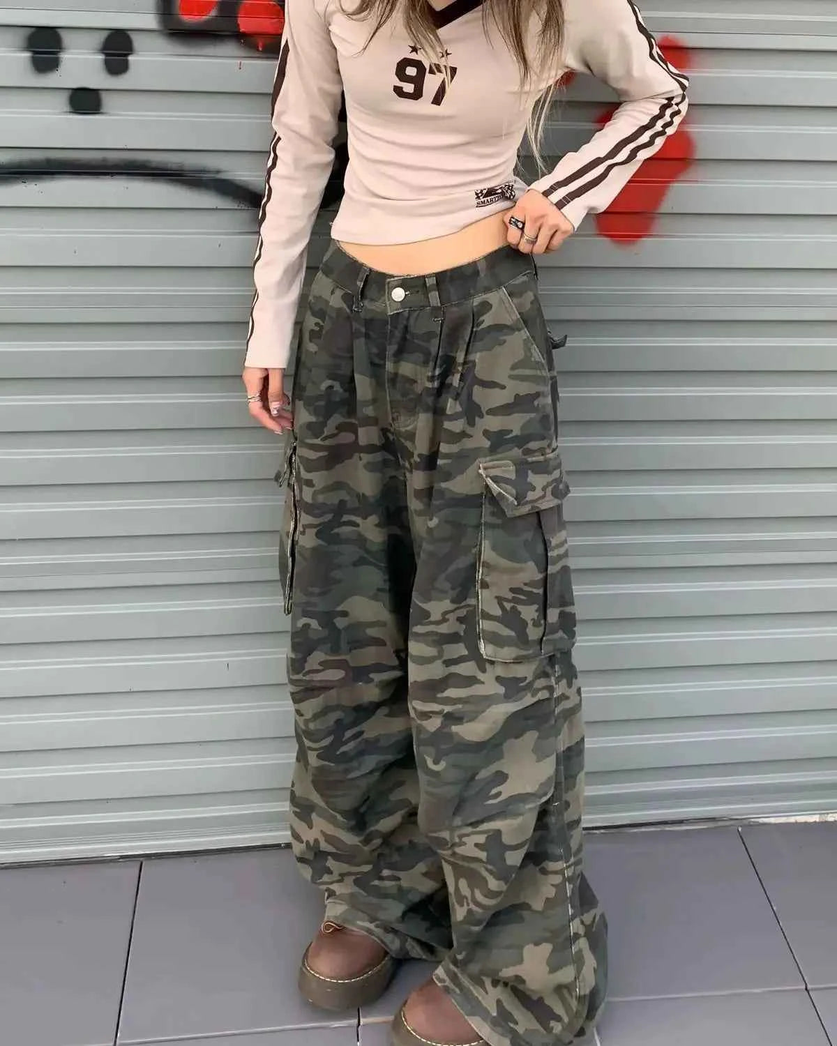 Retro Loose High Waist Camouflage Jeans