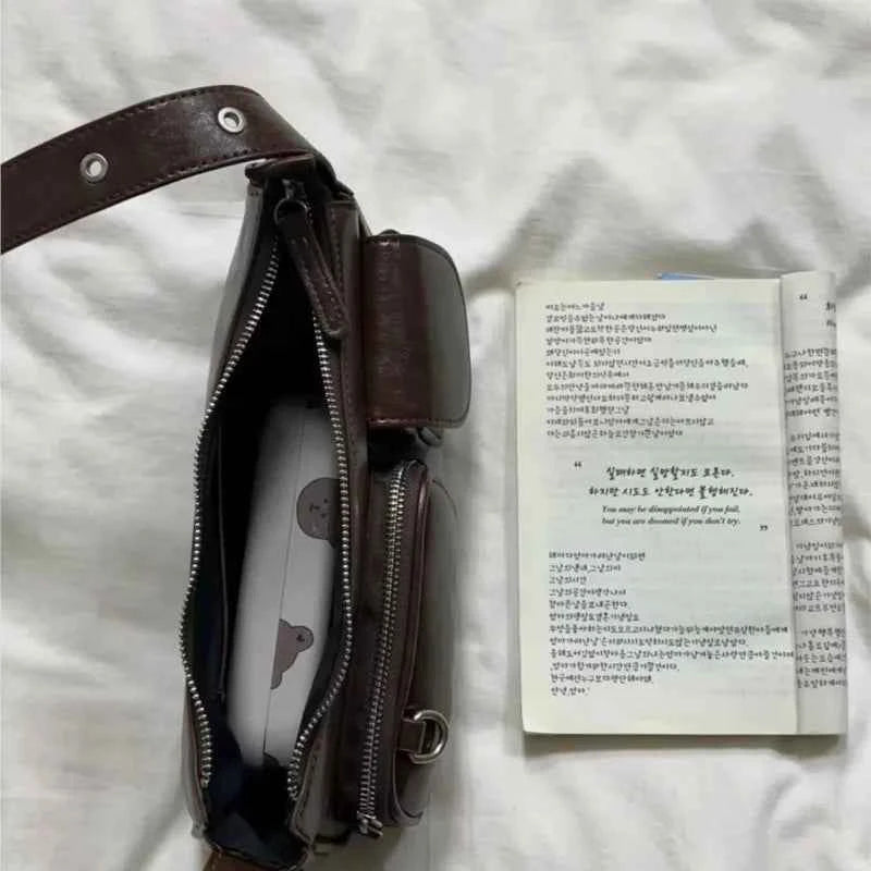 Chic Vintage Leather Shoulder Bags