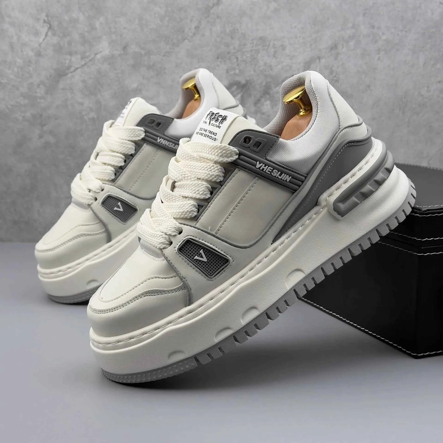 High Quality Handsome Casual Sneaker