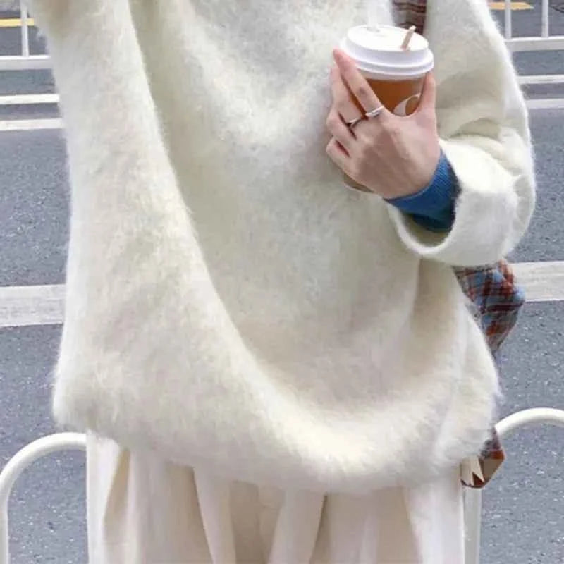 Cozy White Knit Long Sleeve Sweater
