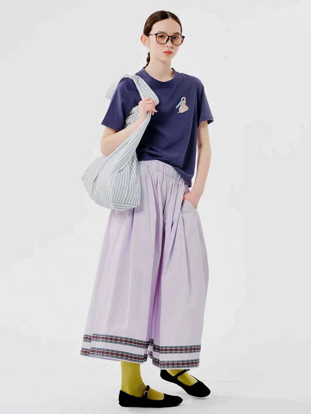 Vintage Style Embroidered Round Neck T-Shirt