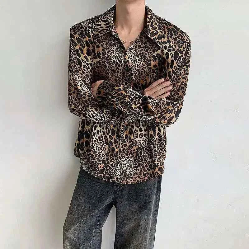 Elegant Leopard Print Long Sleeve Shirt