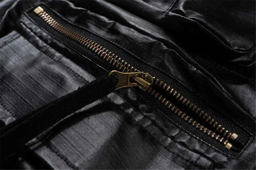 Versatile Multi-Pocket Black Tactical Cargo Short