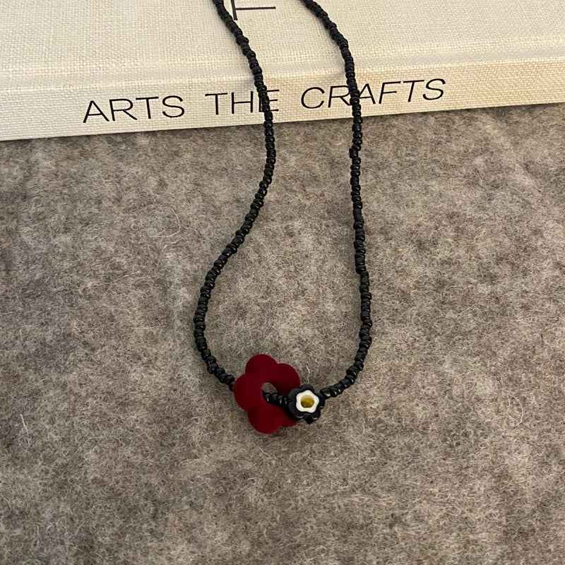 Stylish Beaded Flower Chain Choker Necklace