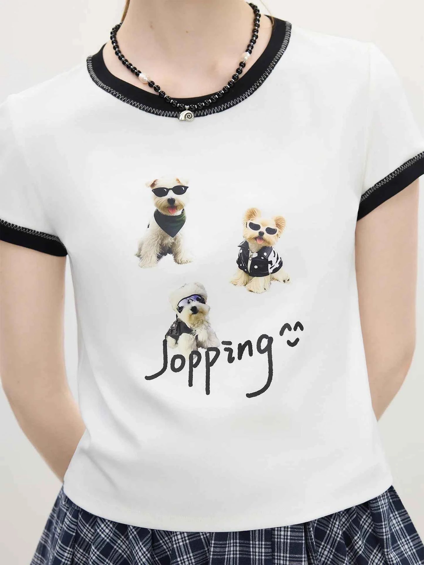 Women Streetwear Textured Dog Print with Contrast T-Shirt
