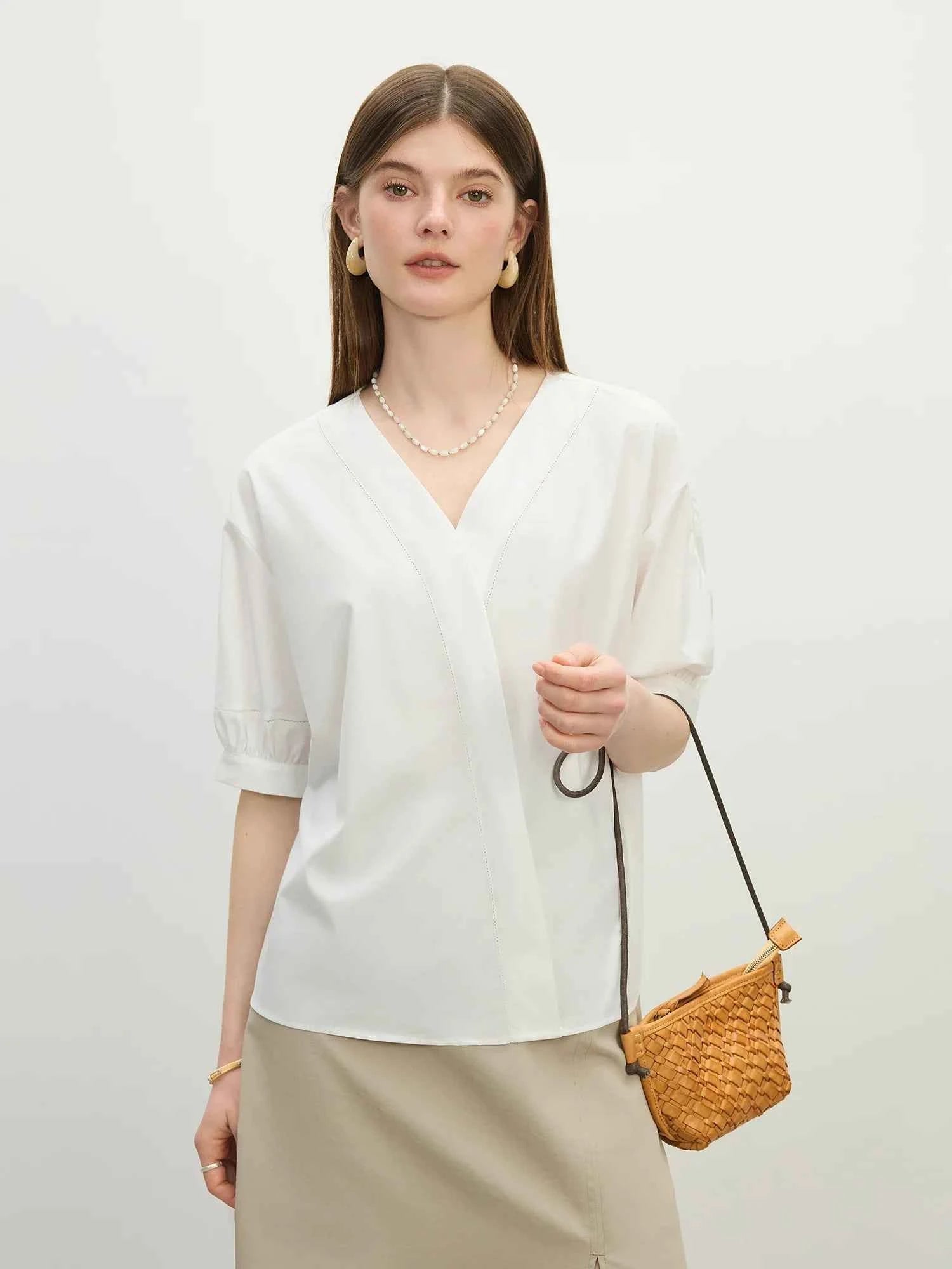 Women Classic Effortless Summer V-Neck Linen Shirt