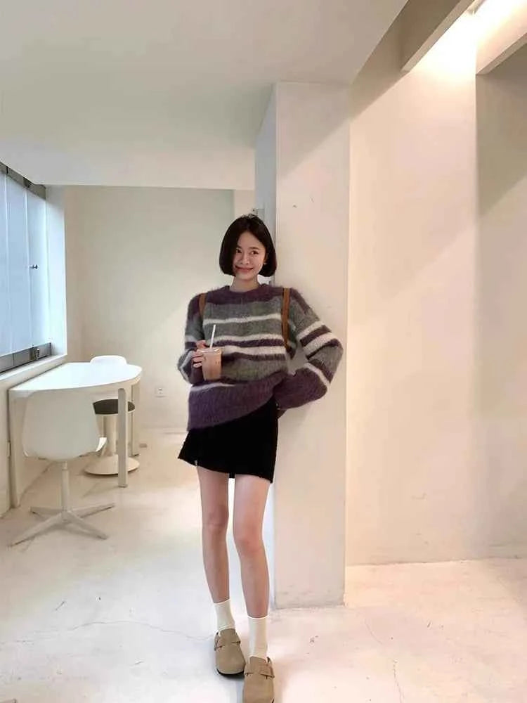 Luxurious Striped Round Neck Sweater