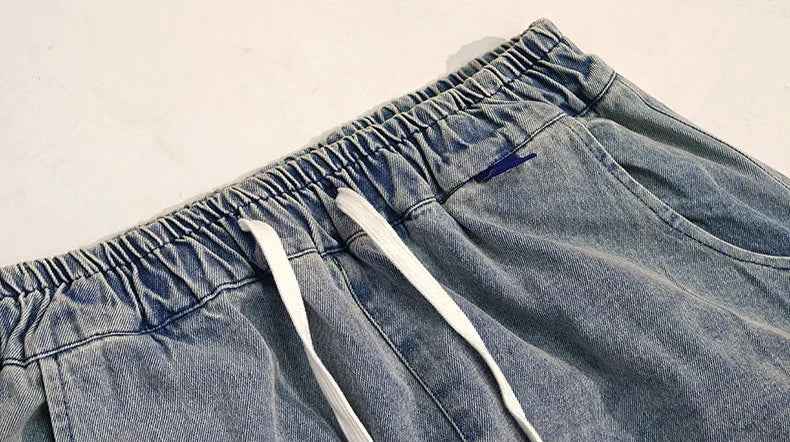 Minimalist Elastic Waist Pleated Wide Leg Jeans